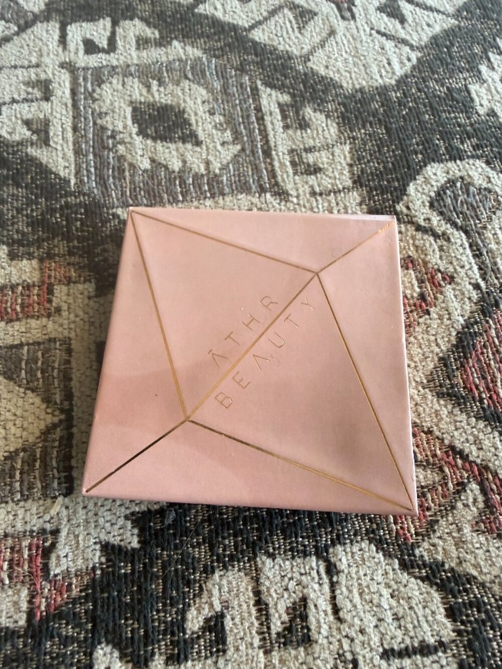 ATHR Beauty bronzing powder